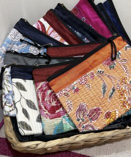 Handmade Quilted Cotton Zipper Purse -Small 14x17cm Pack of 6